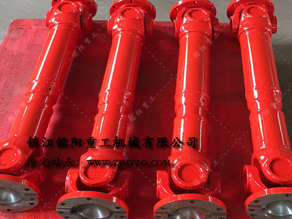 新式整體叉頭式萬向聯(lián)軸器是冶金、軋鋼等機械設(shè)備的優(yōu)選傳動件-萬向聯(lián)軸器